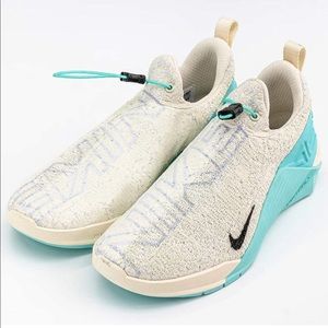 Nike Metcon React Sz 9